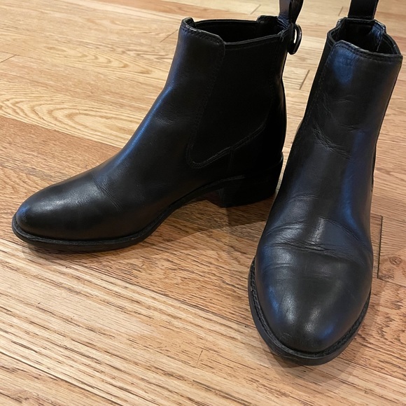 Black Leather Chelsea Boots - Picture 2 of 4